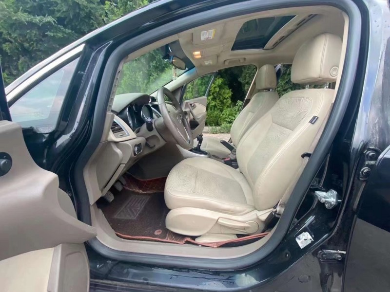 枣庄11年别克英朗5