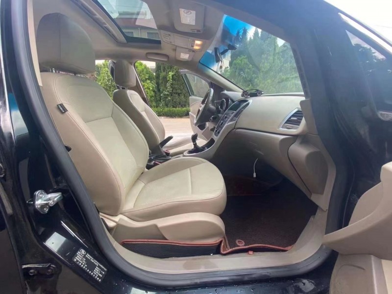 枣庄11年别克英朗4