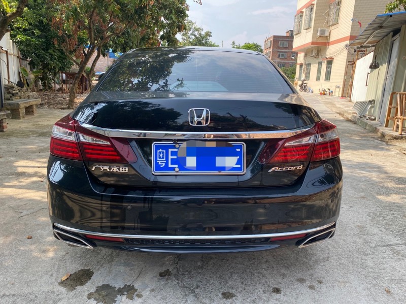 广州18年本田雅阁2