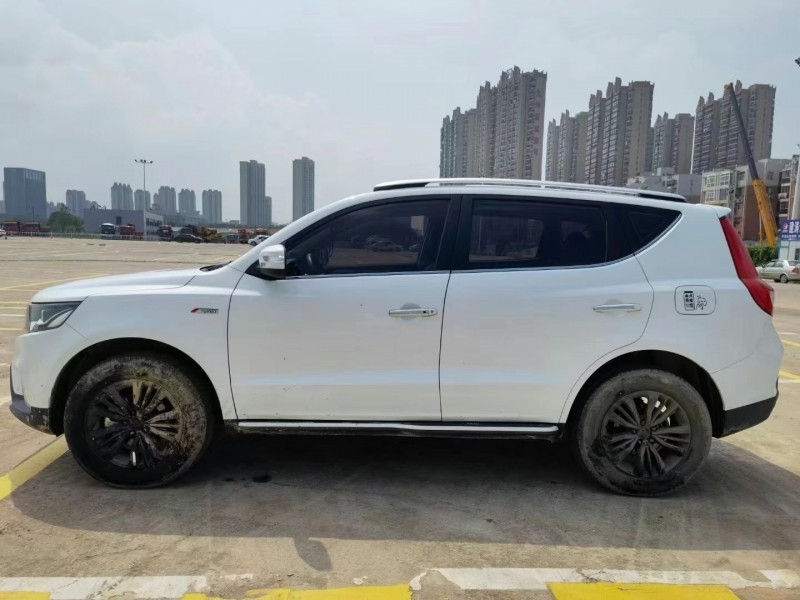 武汉17年吉利远景X63