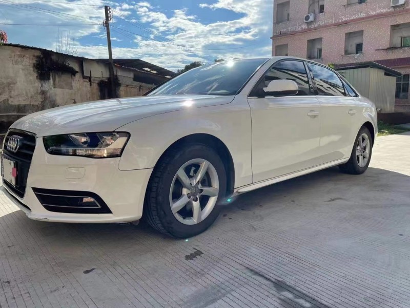 中山14年奧迪A4L4