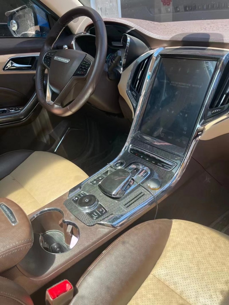 長沙19年獵豹汽車CS9新能源7