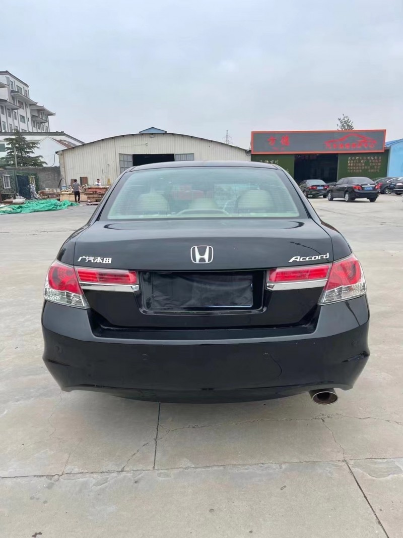 徐州12年本田雅阁8