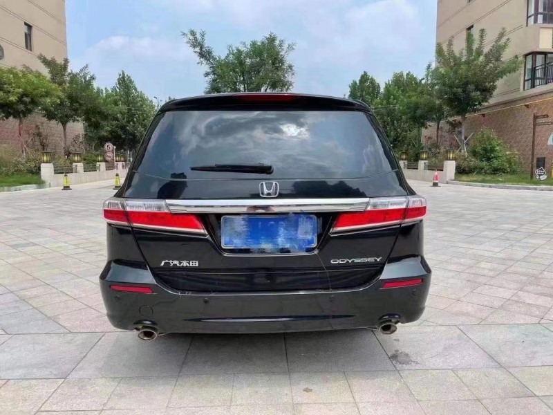 济宁14年本田奥德赛9