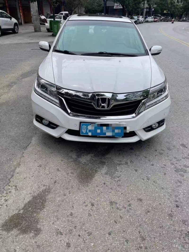 深圳13年本田凌派1