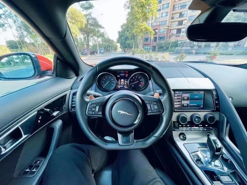 汕頭15年捷豹F-Type8