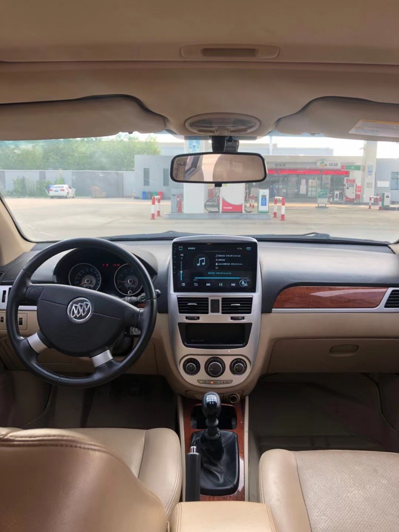 徐州14年别克凯越6