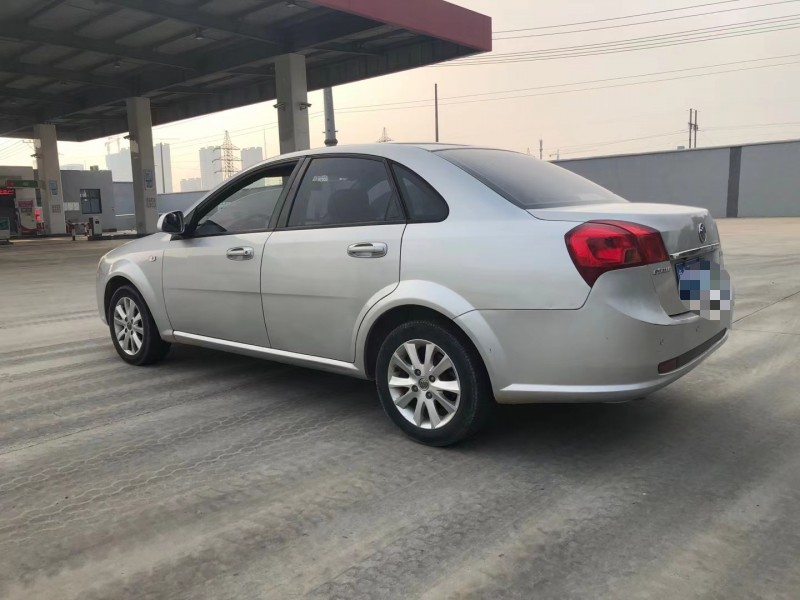 徐州14年别克凯越7