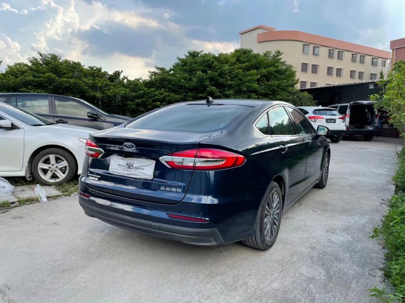 佛山20年福特蒙迪欧8