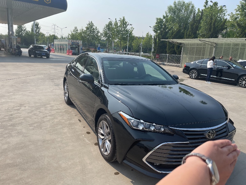 青岛20年丰田亚洲龙7