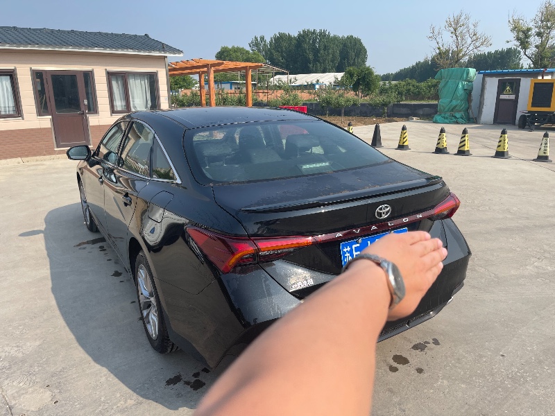 青岛20年丰田亚洲龙4