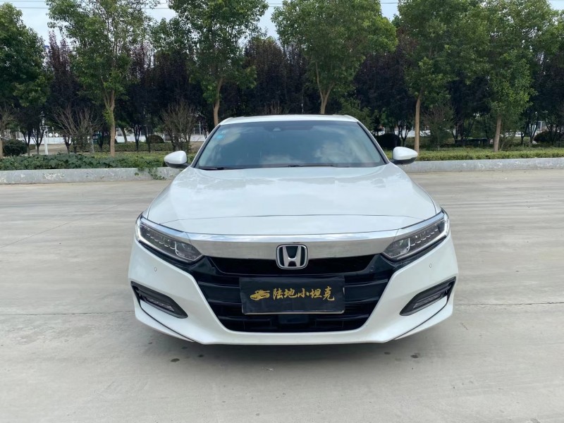 徐州19年本田雅阁1