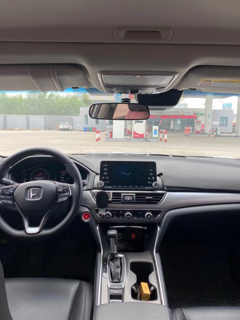 徐州19年本田雅阁4