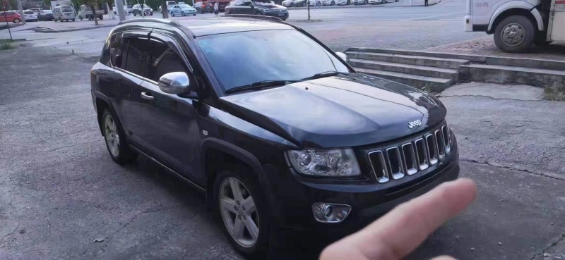 邵陽13年Jeep指南者2