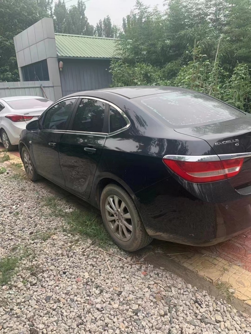 济宁14年别克英朗GT7