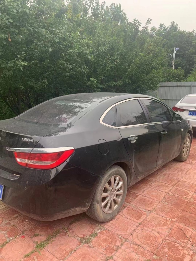 济宁14年别克英朗GT8