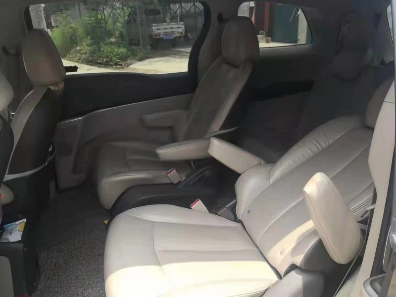 济宁12年别克GL85