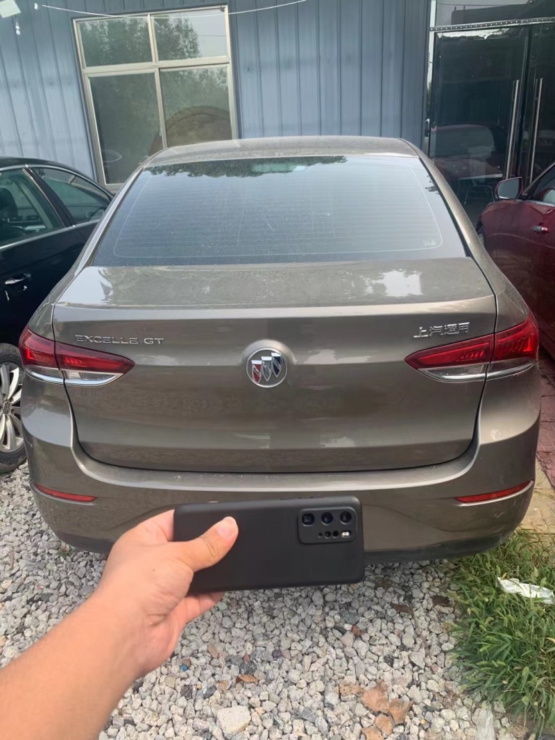 济宁20年别克英朗9