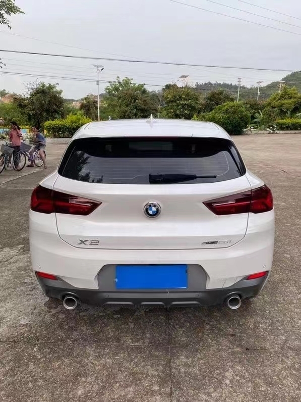广州21年宝马X28