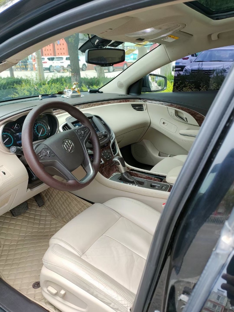 枣庄14年别克君越6