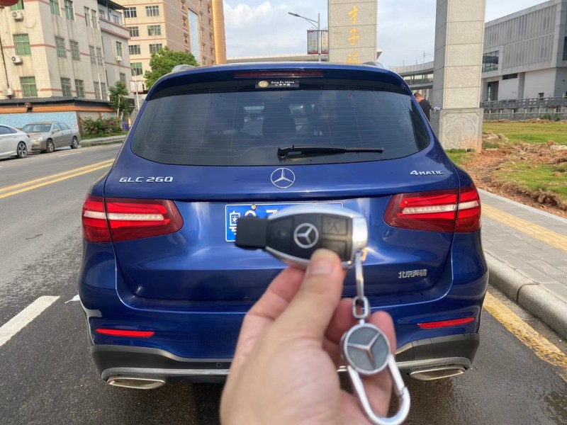 广州18年奔驰GLC5