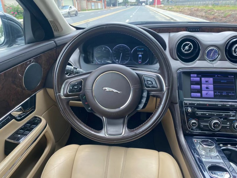 廣州12年捷豹XJ6