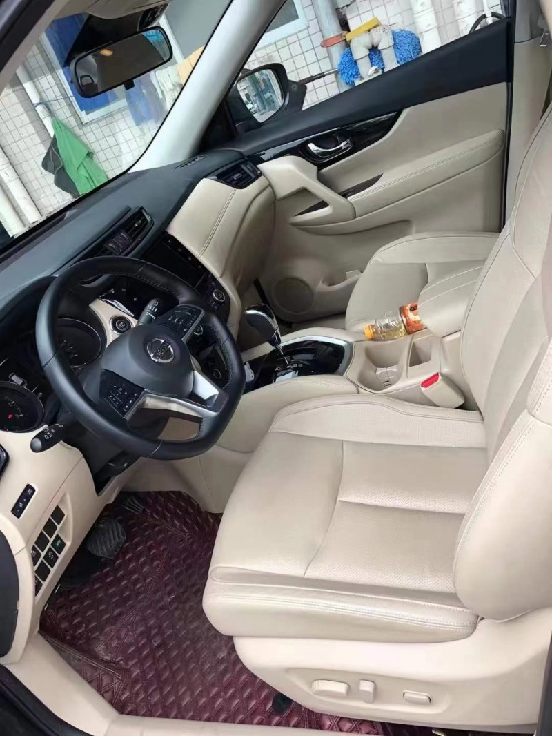 江門20年日產奇駿4