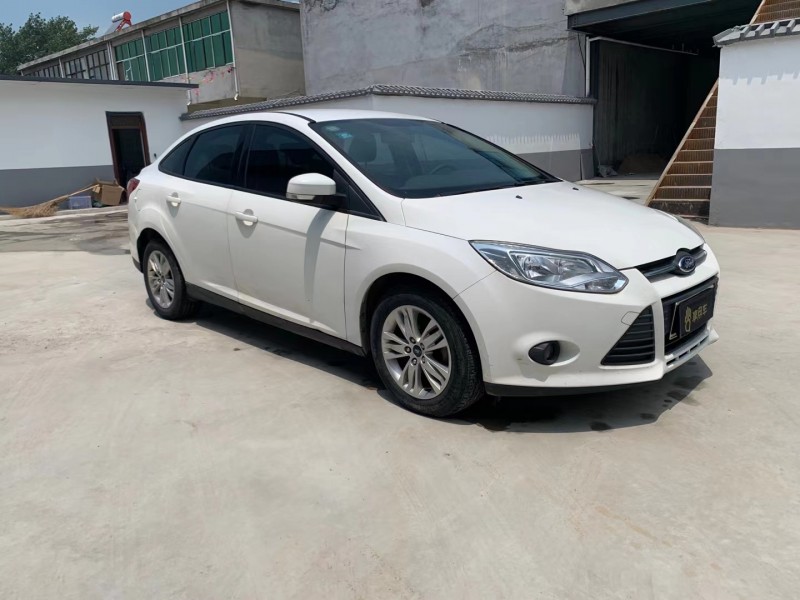 徐州15年福特福克斯2