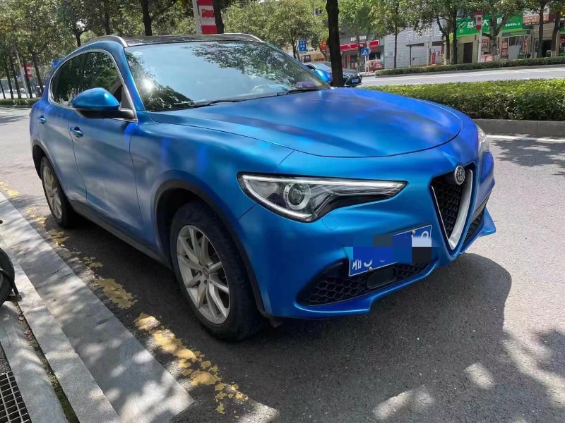 長沙18年阿爾法·羅密歐Stelvio2