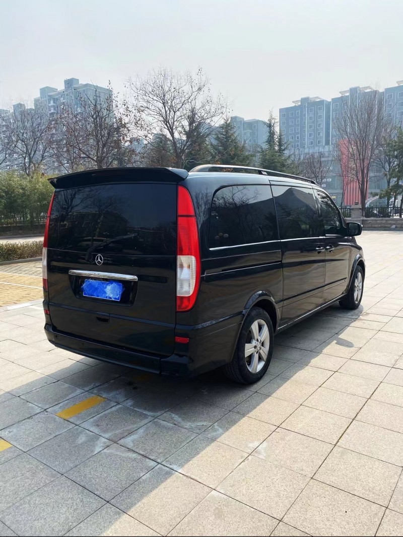 煙臺13年奔馳唯雅諾9