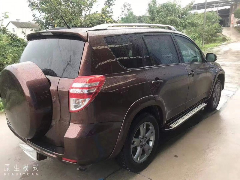 黃石13年豐田RAV47