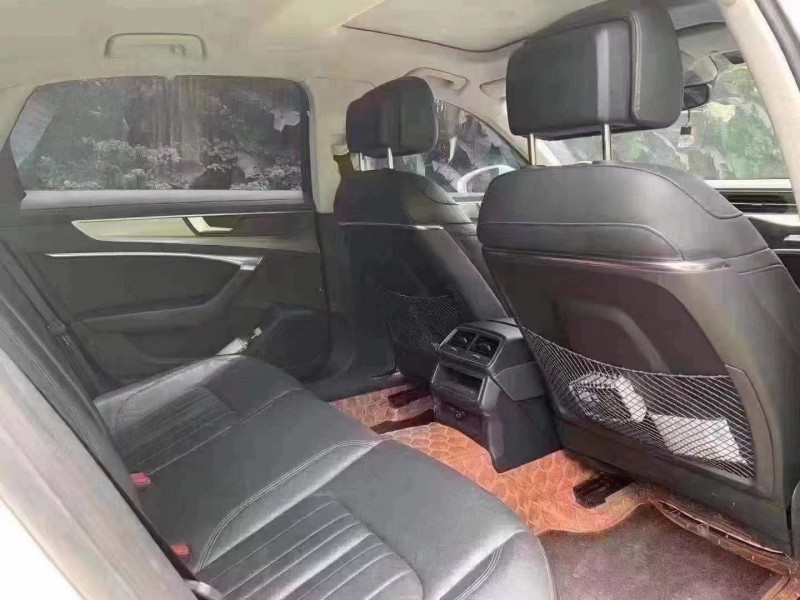 成都20年奥迪A6L4