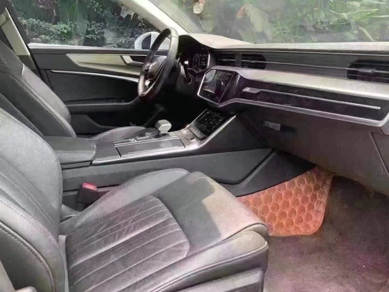 成都20年奥迪A6L6