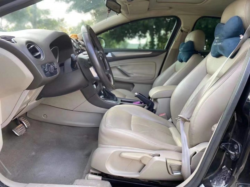 广州11年福特蒙迪欧4