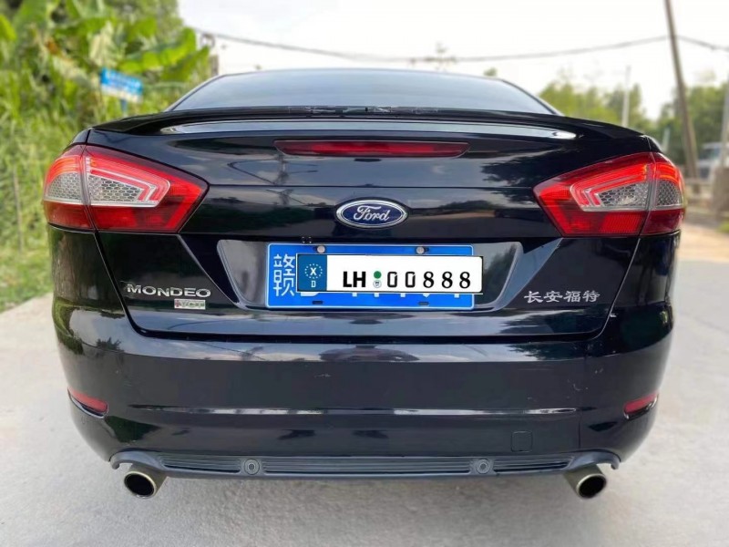 广州11年福特蒙迪欧8