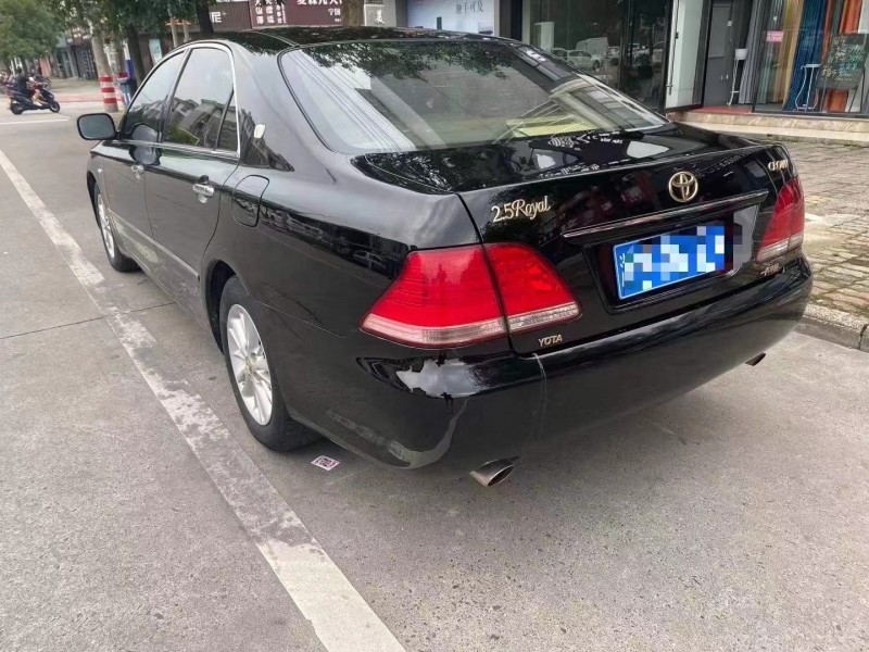 蚌埠08年豐田皇冠8