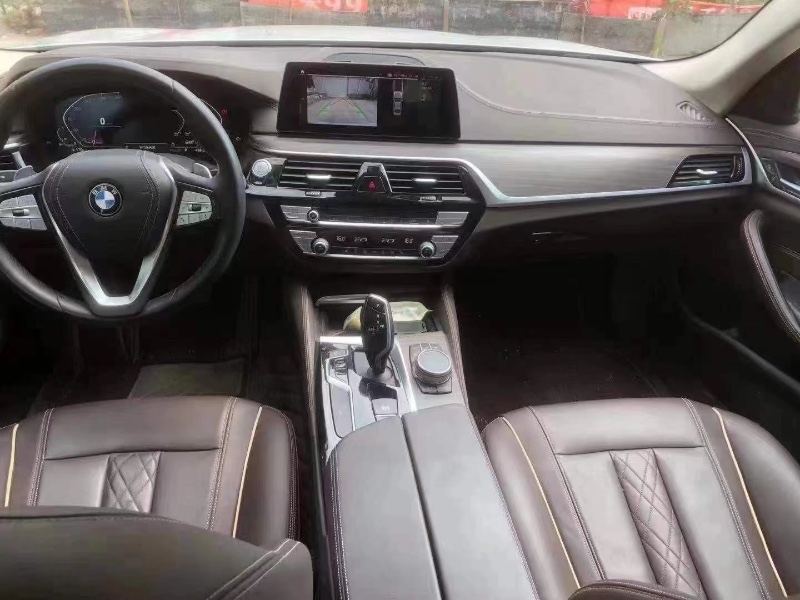 成都20年宝马5系5