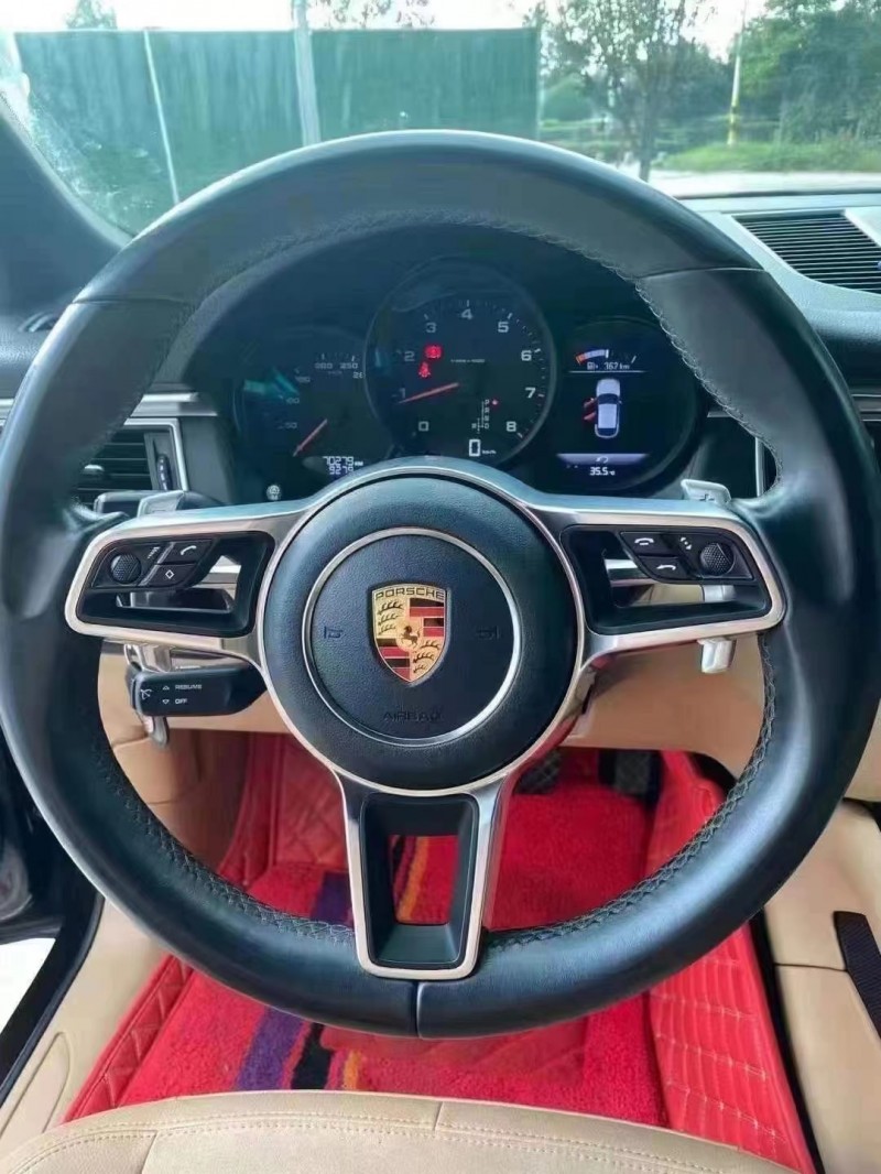 長沙17年保時捷Macan5