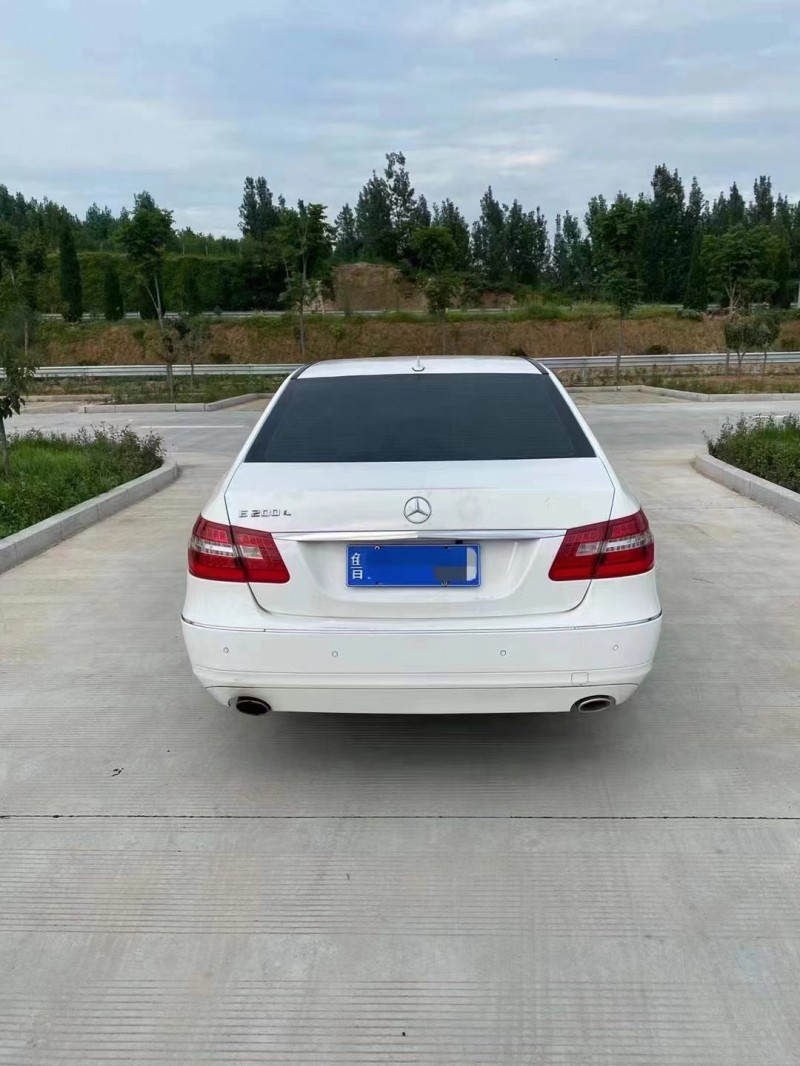 济宁10年奔驰E1