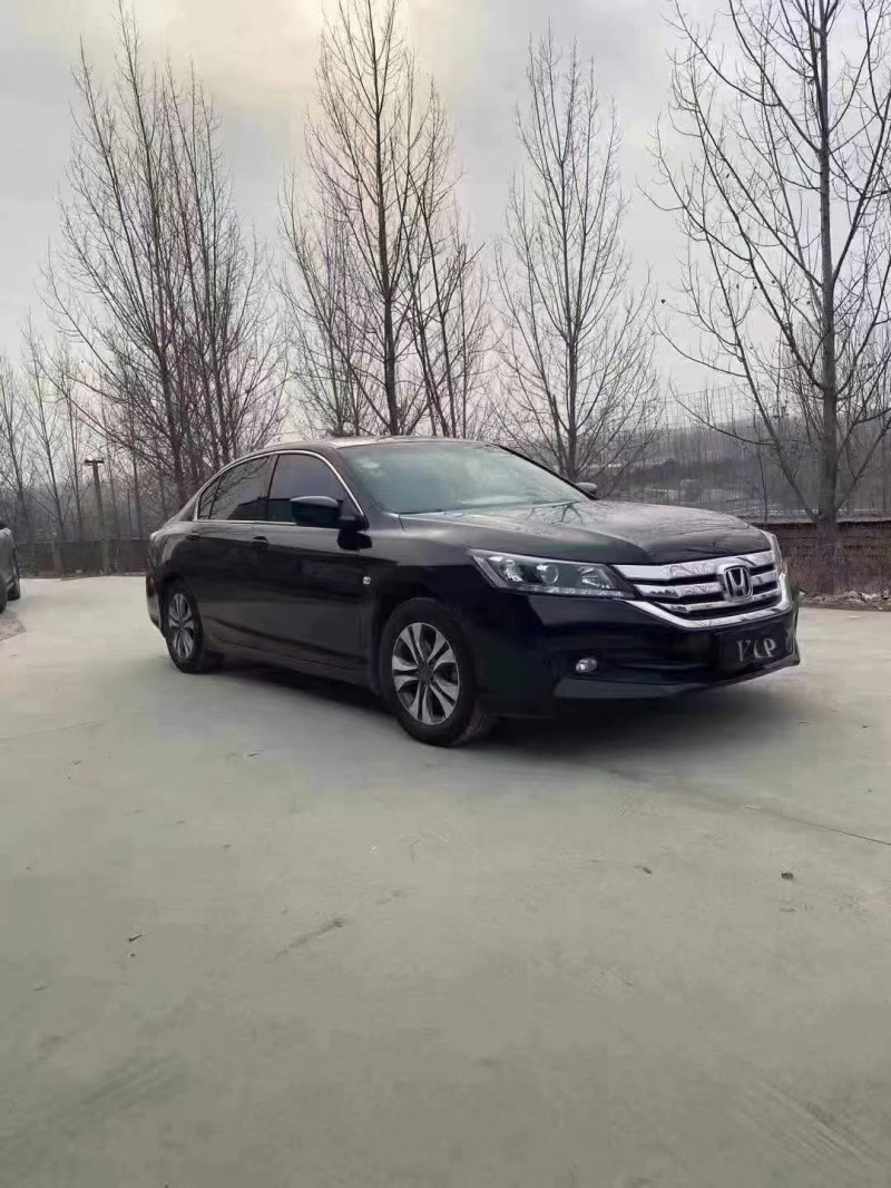 徐州15年本田雅阁2