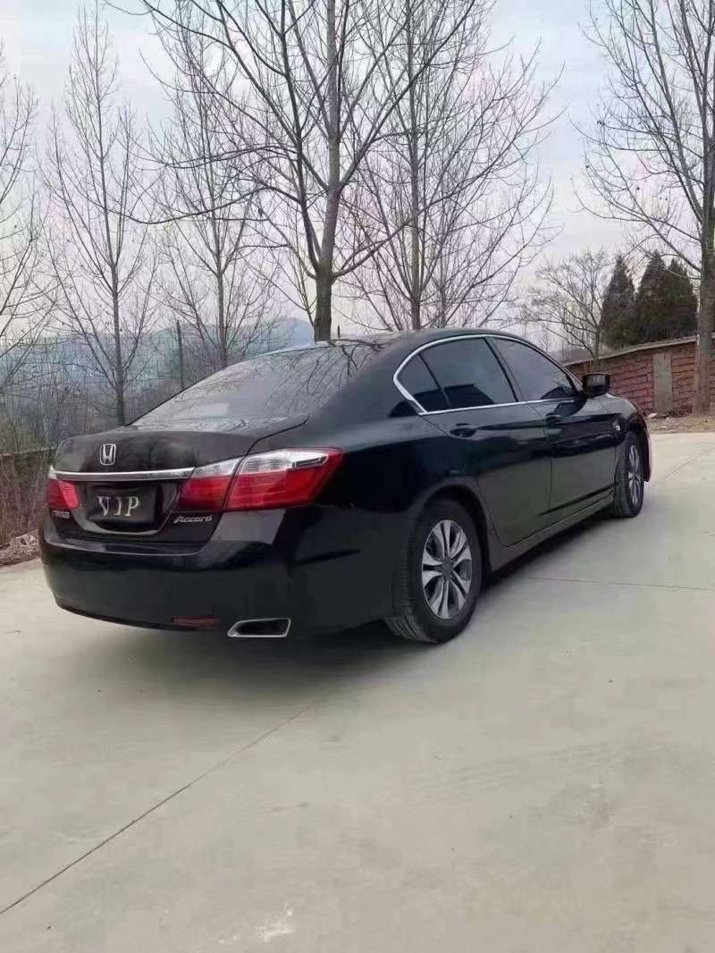 徐州15年本田雅阁6