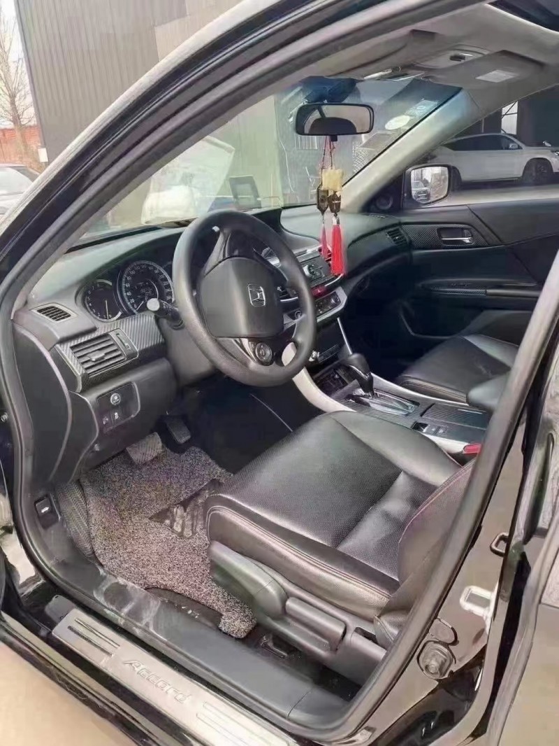 徐州15年本田雅阁8