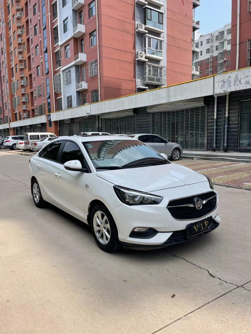 邢台19年别克凯越3