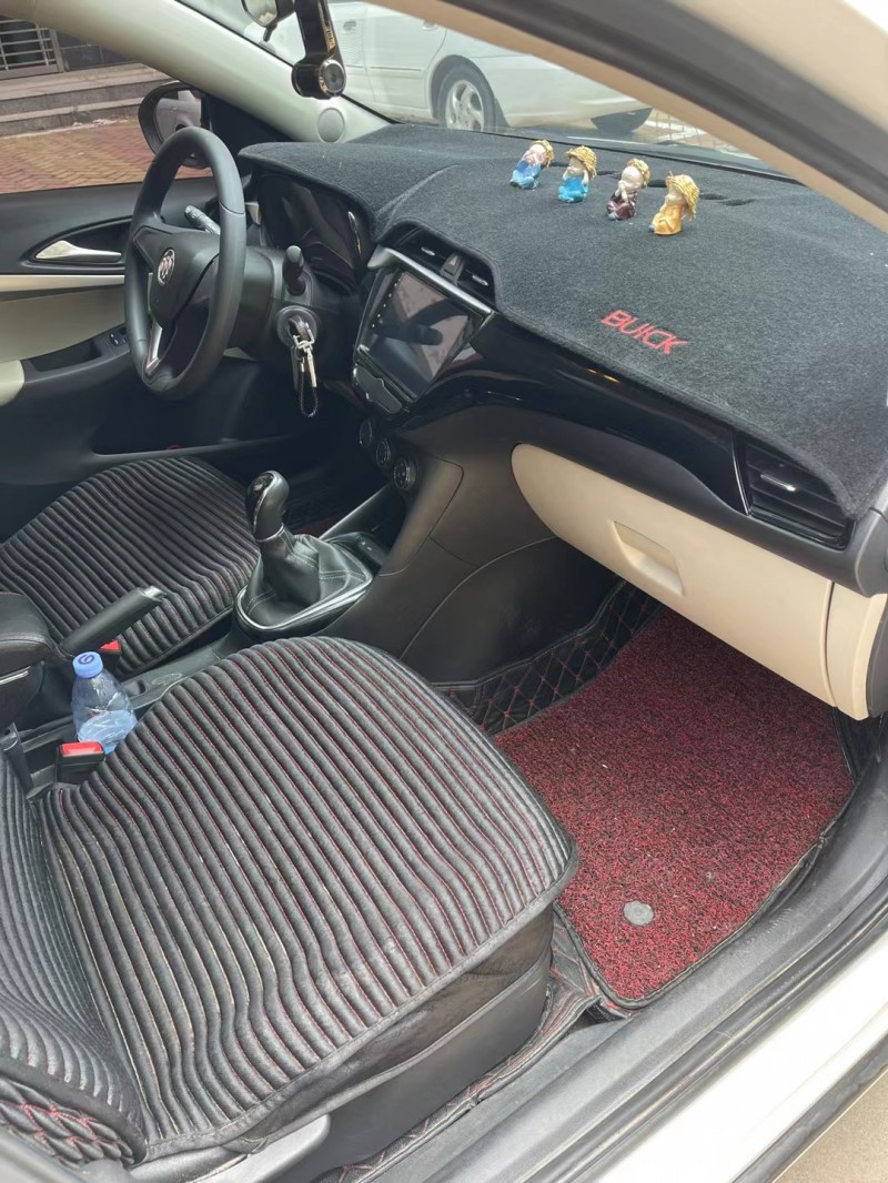 邢台19年别克凯越7