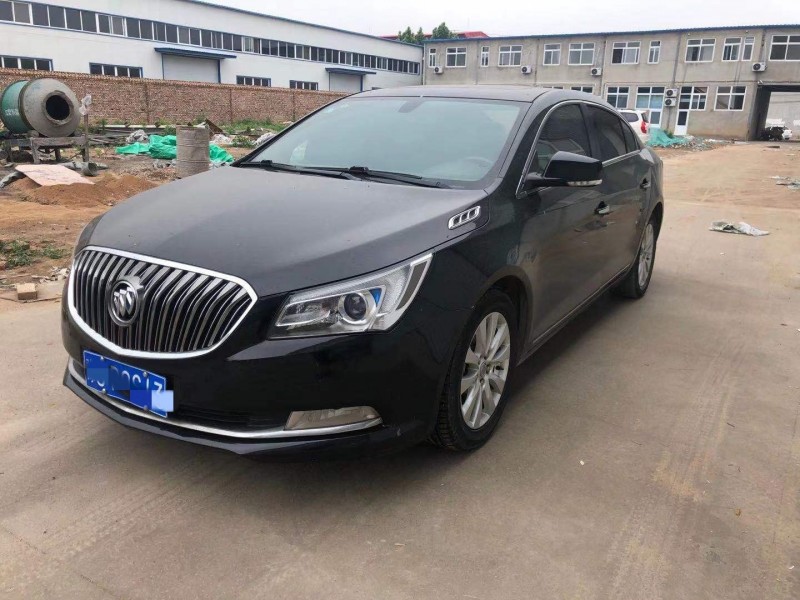 邢台15年别克君越6