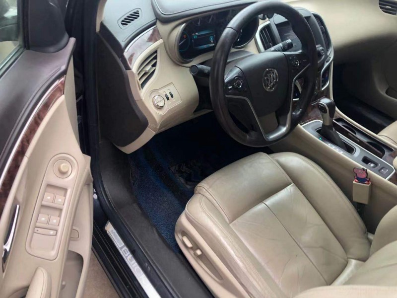 邢台15年别克君越3