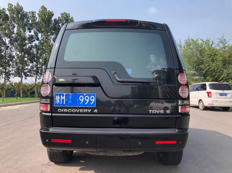 邢台10年路虎发现43