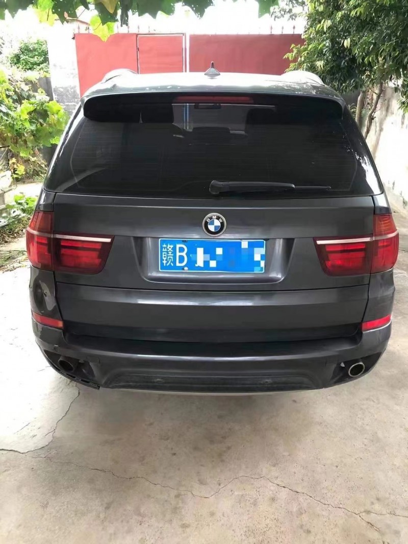 吉安10年寶馬X52
