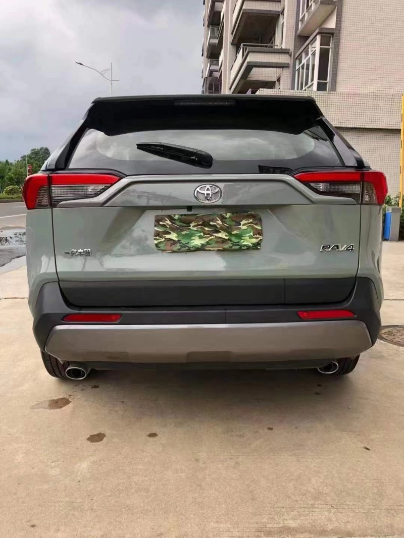武汉21年丰田RAV4荣放6