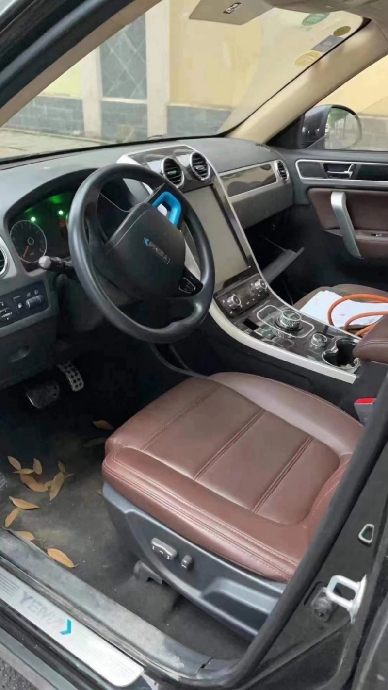 成都17年野馬汽車T702
